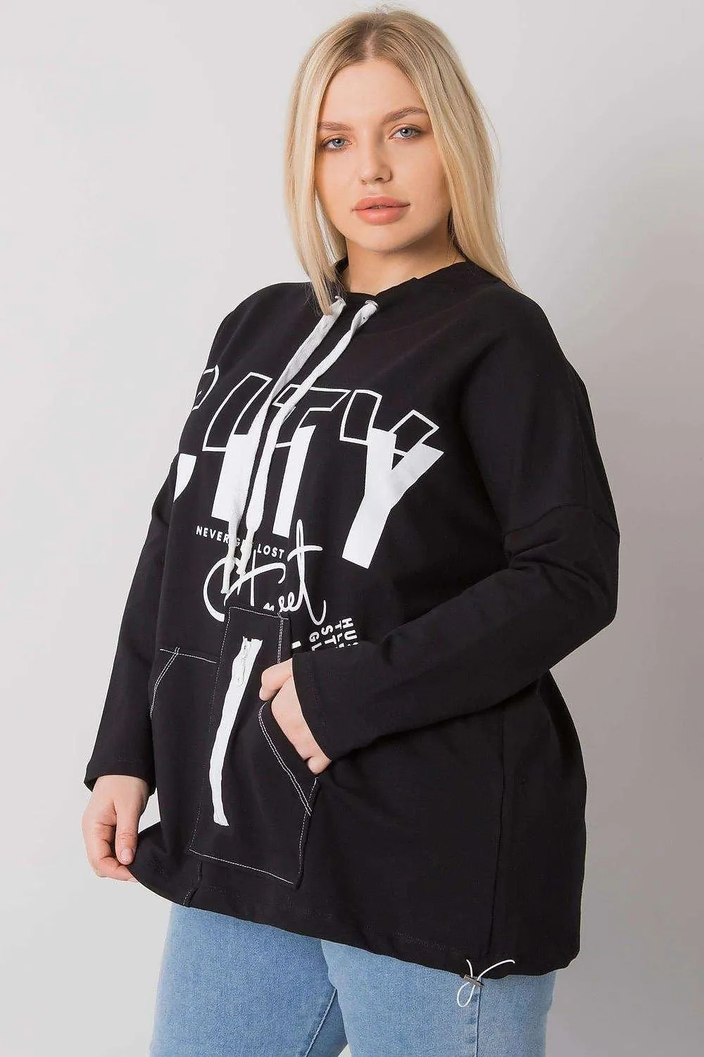 Ecru Plus Size Relaxed Fit Sweatshirt with Convenient Pockets